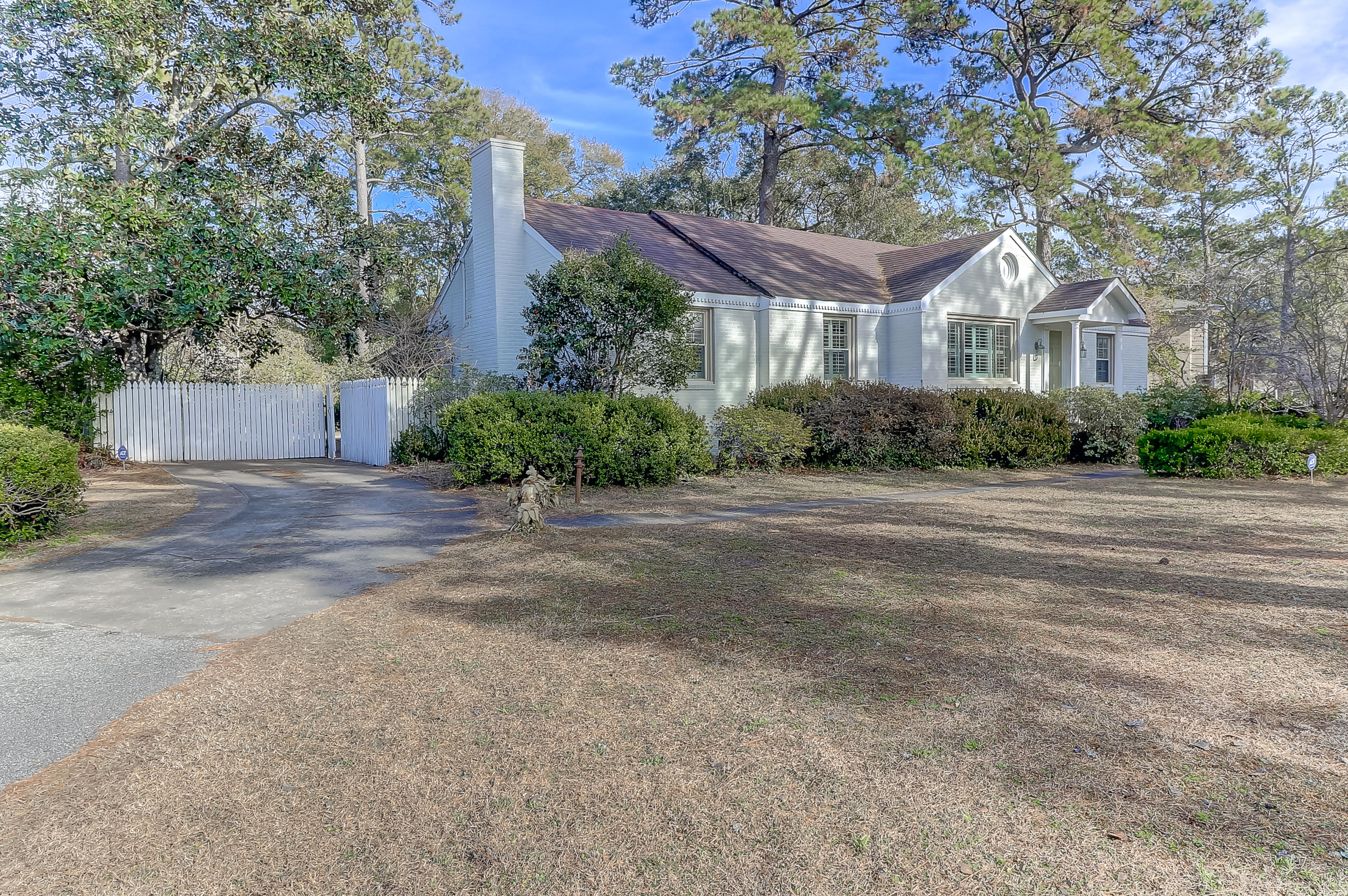 1045 Tall Pine Road Mount Pleasant, SC 29464 - Photo 26 of 28 Driveway