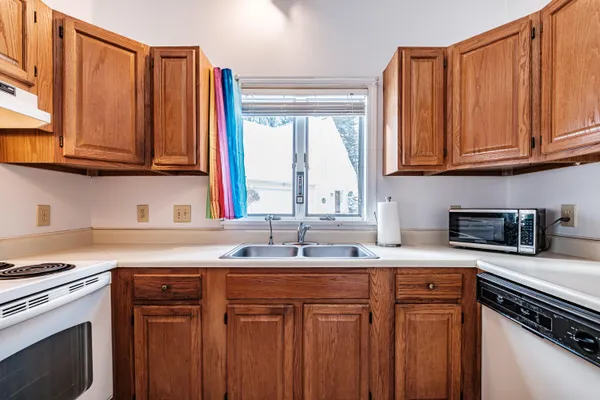 $729,900 | 21 Daffodil Court, Unit 16, Naples, ME 04055