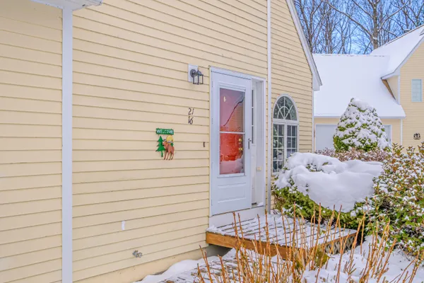 $729,900 | 21 Daffodil Court, Unit 16, Naples, ME 04055
