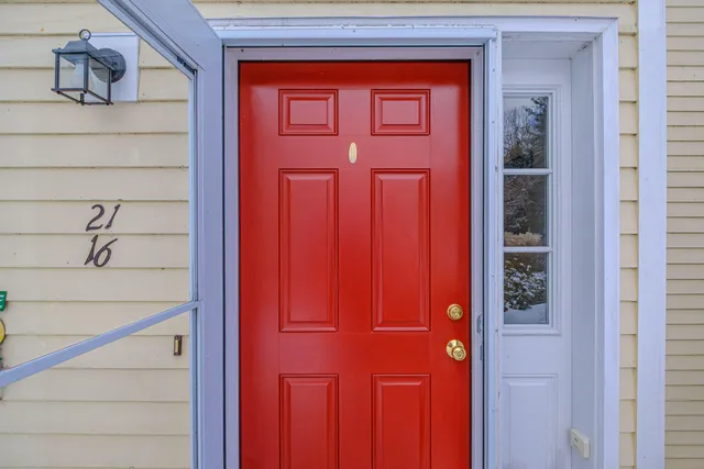 $749,900 | 21 Daffodil Court, Unit 16, Naples, ME 04055