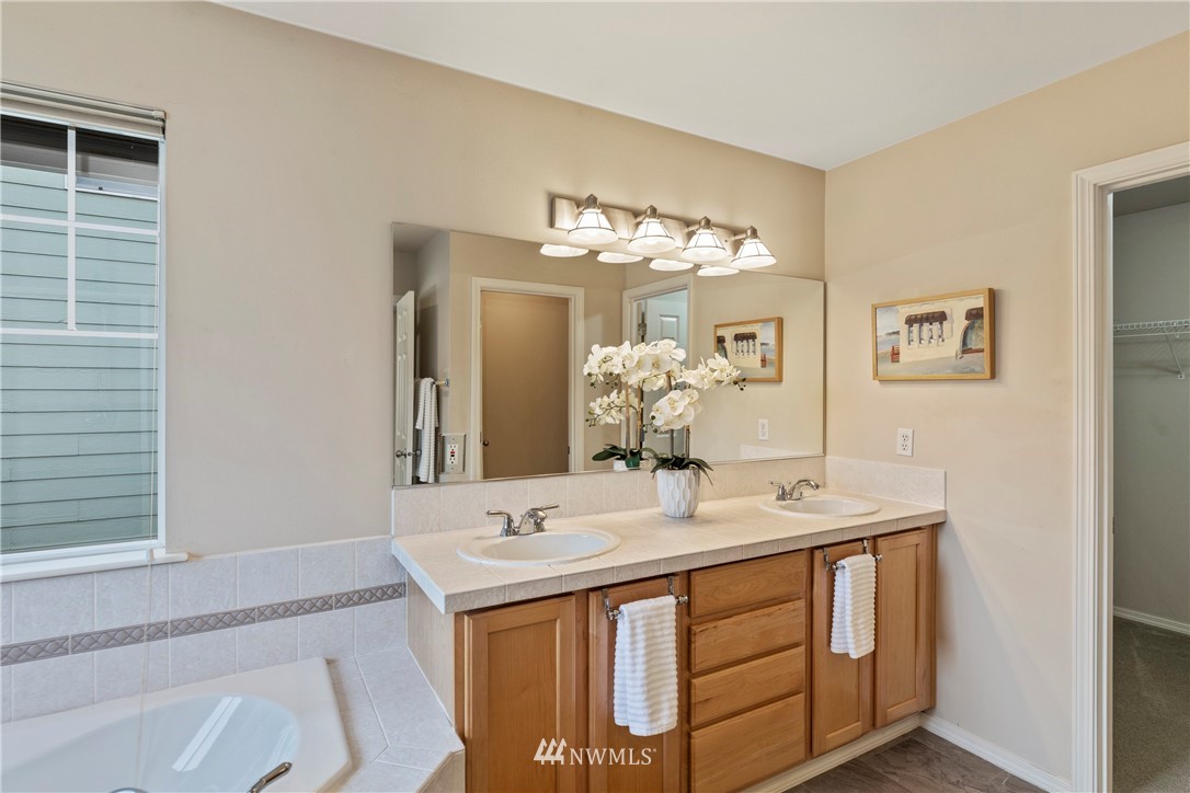207 202nd Street Southeast Bothell, WA 98012 - Photo 17 of 25