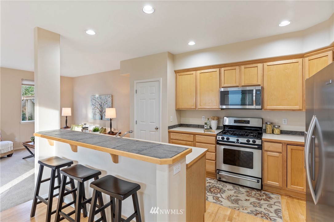 207 202nd Street Southeast Bothell, WA 98012 - Photo 6 of 25