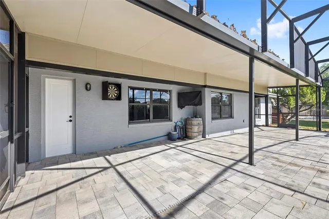 a view of a house with porch