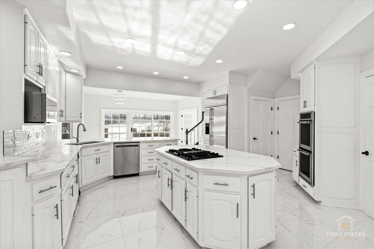 10639 Misty Hill Road Orland Park, IL 60462 - Photo 15 of 37