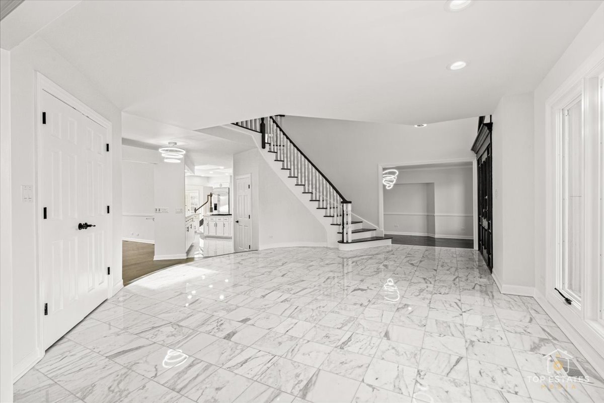 10639 Misty Hill Road Orland Park, IL 60462 - Photo 9 of 37