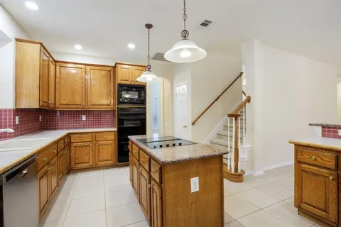 $700,000 | 6213 Warrington Drive, Plano, TX 75093