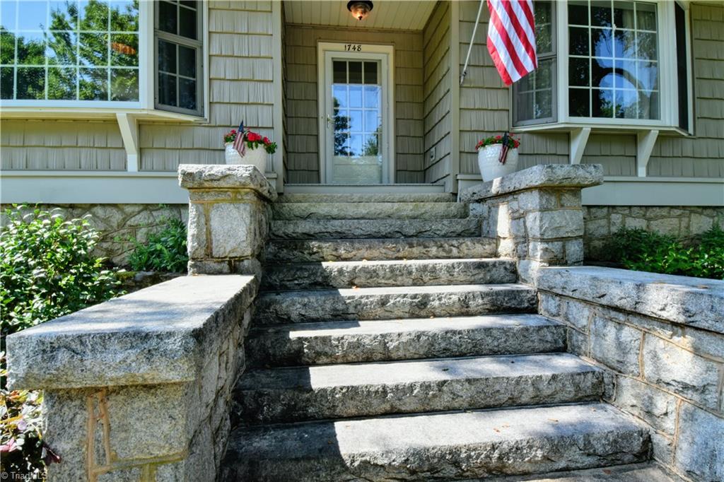 1748 Virginia Road Winston-Salem, NC 27104 - Photo 2 of 32 Gallery Image 2