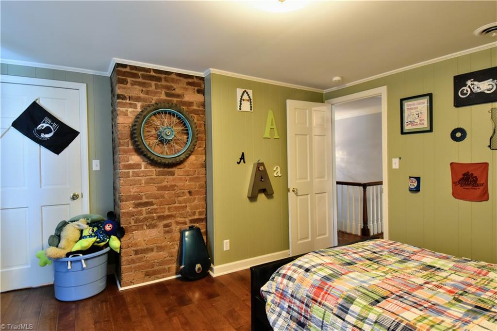 1748 Virginia Road Winston-Salem, NC 27104 - Photo 23 of 32 Gallery Image 23
