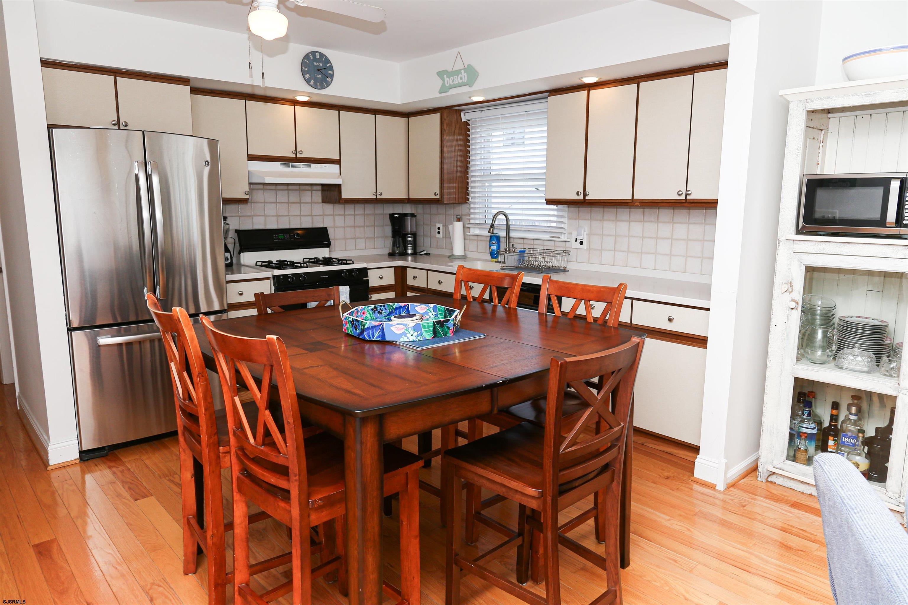 215 27th Street South Brigantine, NJ 08203 - Photo 11 of 38
