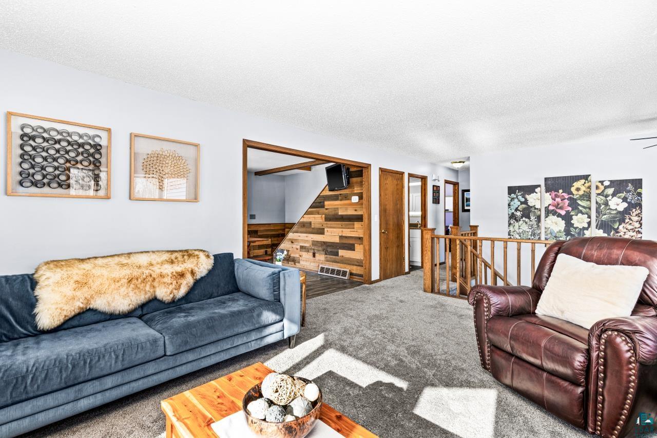 5469 Martin Road Duluth, MN 55811 - Photo 6 of 64