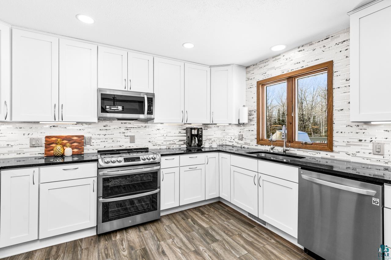 5469 Martin Road Duluth, MN 55811 - Photo 8 of 64