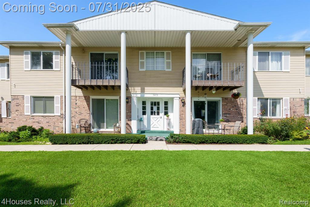 5273 Highland Road, Unit 108 Waterford, MI 48327 - Photo 2 of 39 Gallery Image 2