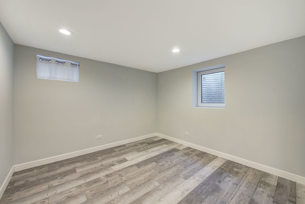 531 North Seminary Avenue Park Ridge, IL 60068 - Photo 23 of 27