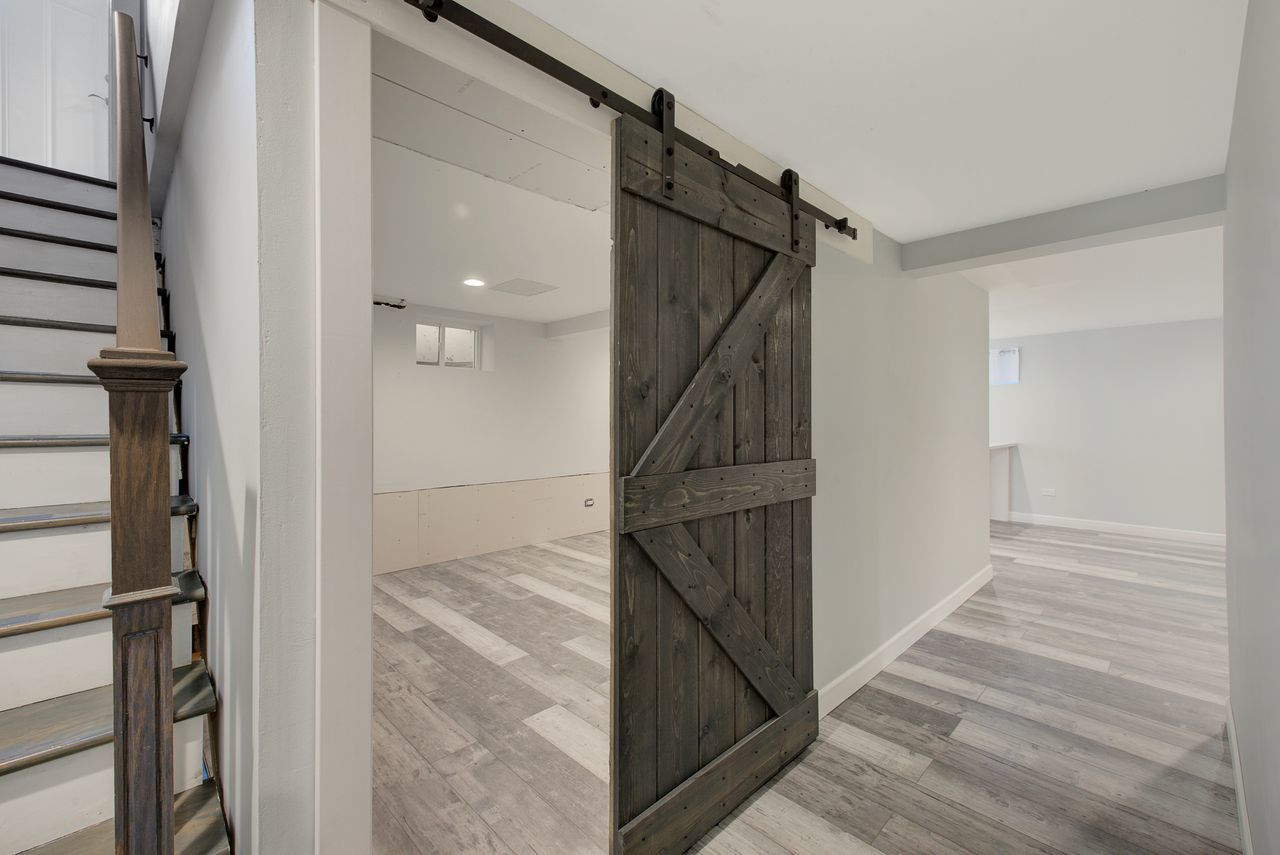 531 North Seminary Avenue Park Ridge, IL 60068 - Photo 24 of 27