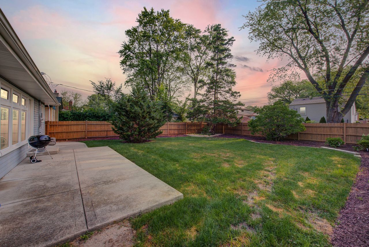 531 North Seminary Avenue Park Ridge, IL 60068 - Photo 25 of 27