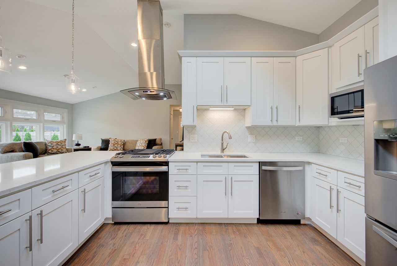 531 North Seminary Avenue Park Ridge, IL 60068 - Photo 10 of 27