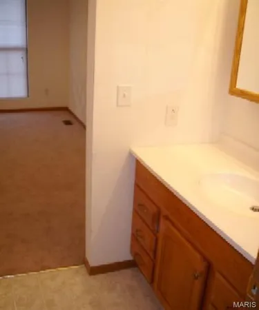 $1,250 | 455 Ponderosa Avenue, Unit B, O'Fallon, IL 62269