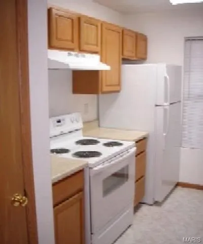 $1,250 | 455 Ponderosa Avenue, Unit B, O'Fallon, IL 62269