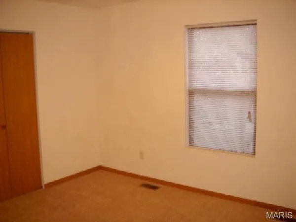 $1,250 | 455 Ponderosa Avenue, Unit B, O'Fallon, IL 62269