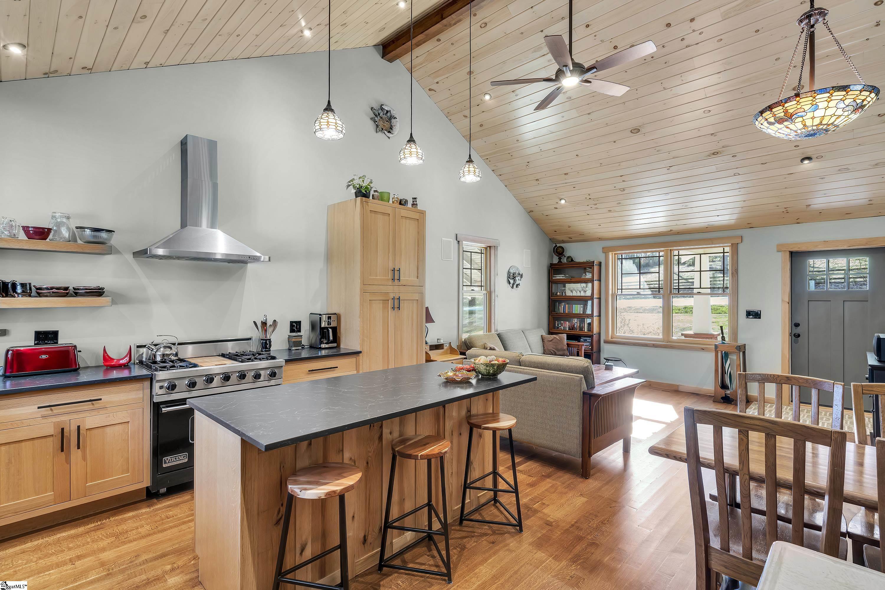 304 Dacusville Road Marietta, SC 29661 - Photo 8 of 29