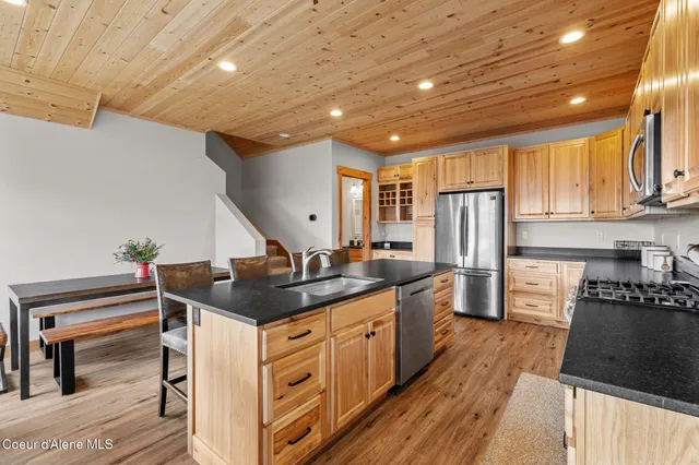 $1,190,000 | 21 Harrison Lane, Sandpoint, ID 83864