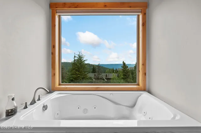 $1,190,000 | 21 Harrison Lane, Sandpoint, ID 83864