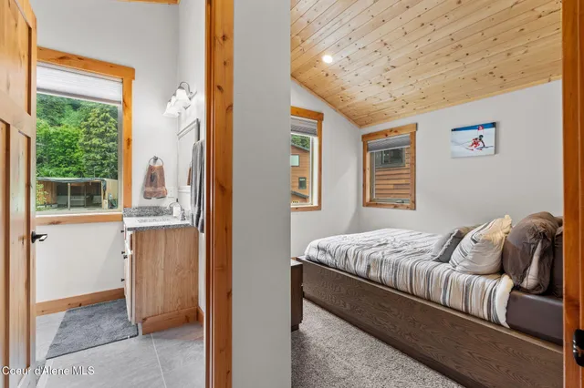 $1,190,000 | 21 Harrison Lane, Sandpoint, ID 83864