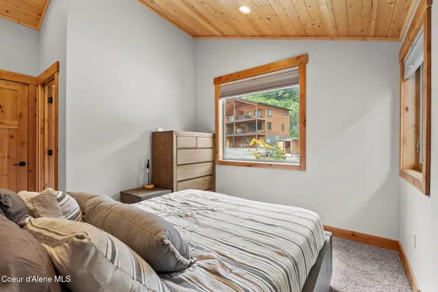 $1,190,000 | 21 Harrison Lane, Sandpoint, ID 83864