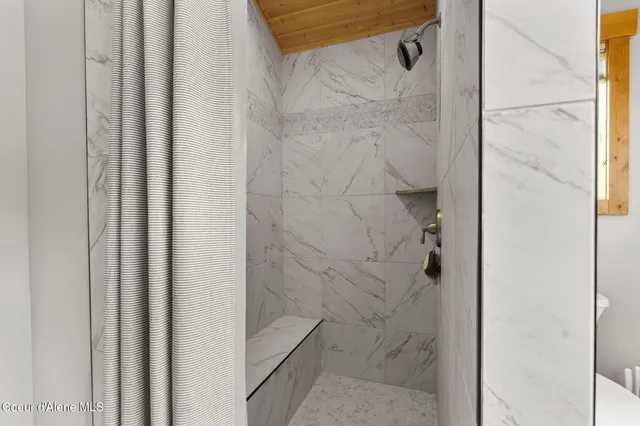 $1,190,000 | 21 Harrison Lane, Sandpoint, ID 83864