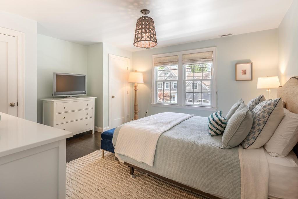 19 Rae Avenue Needham, MA 02492 - Photo 23 of 37
