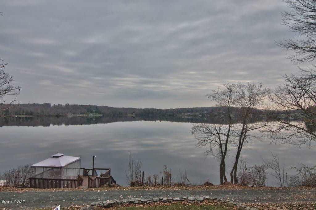 82 West Shore Road Waymart, PA 18472 - Photo 7 of 40