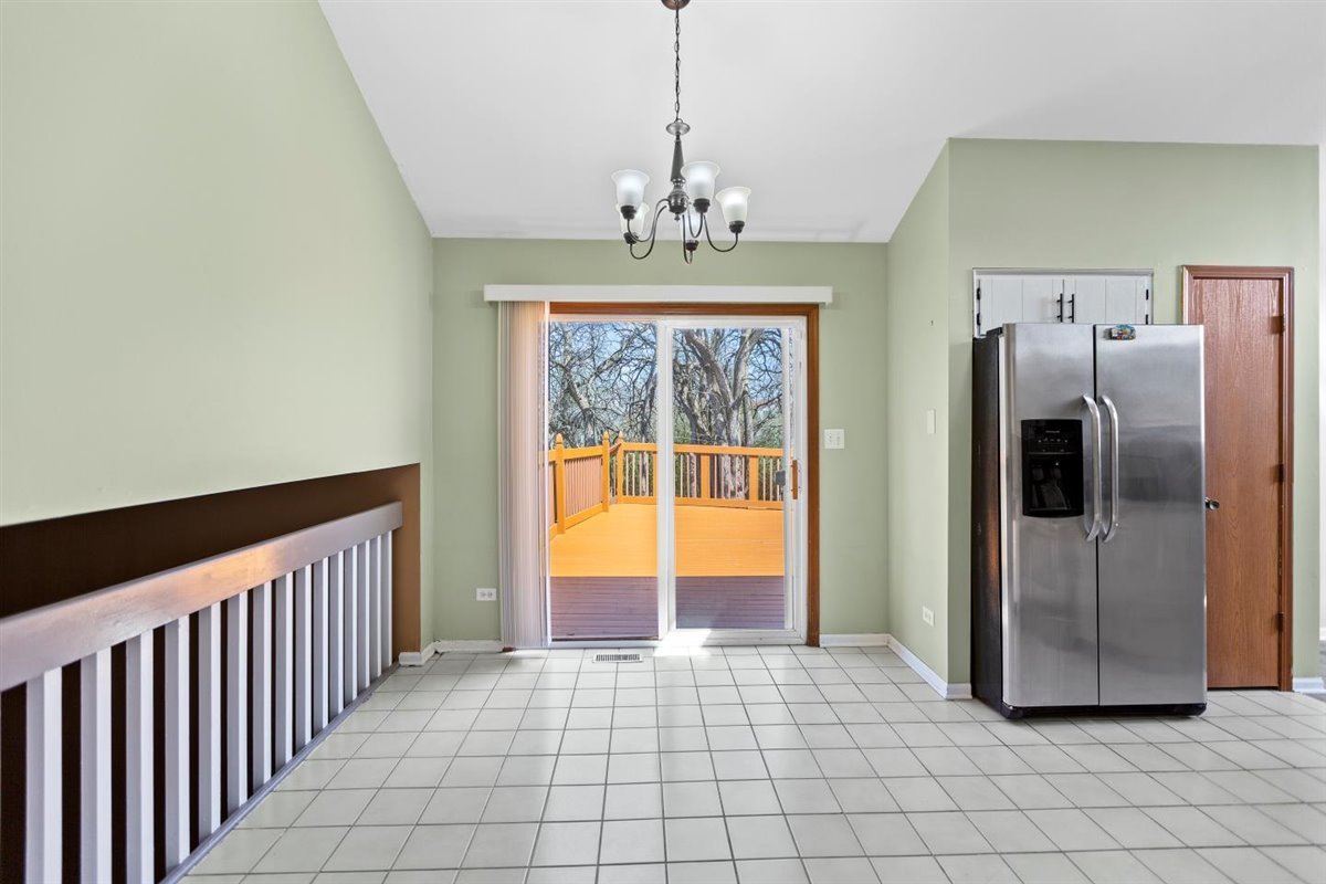 131 Churn Road Matteson, IL 60443 - Photo 7 of 22