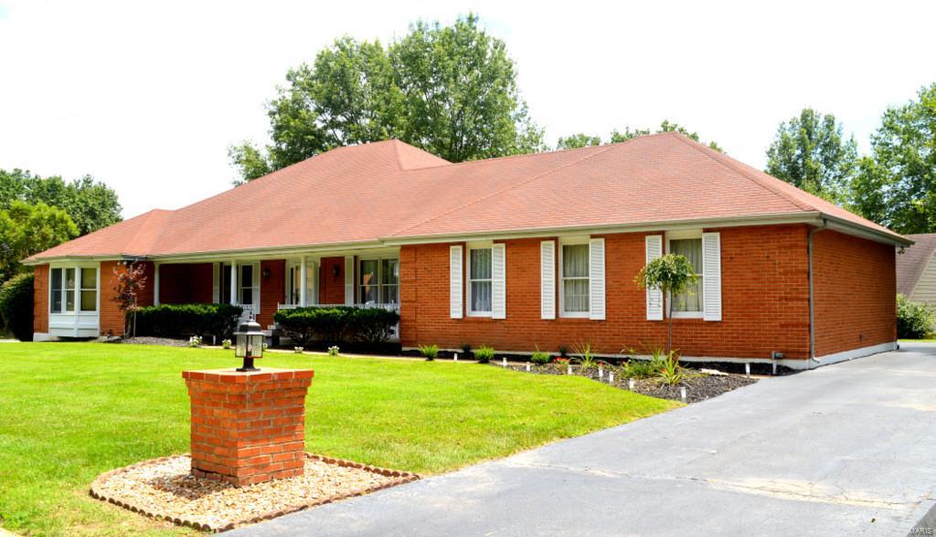 14036 Ladue Road Chesterfield, MO 63017 - Photo 1 of 36 Gallery Image 1