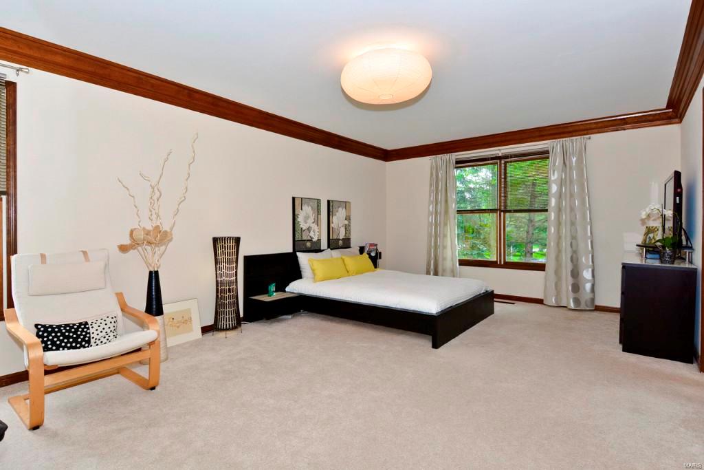 14036 Ladue Road Chesterfield, MO 63017 - Photo 19 of 36 Gallery Image 19