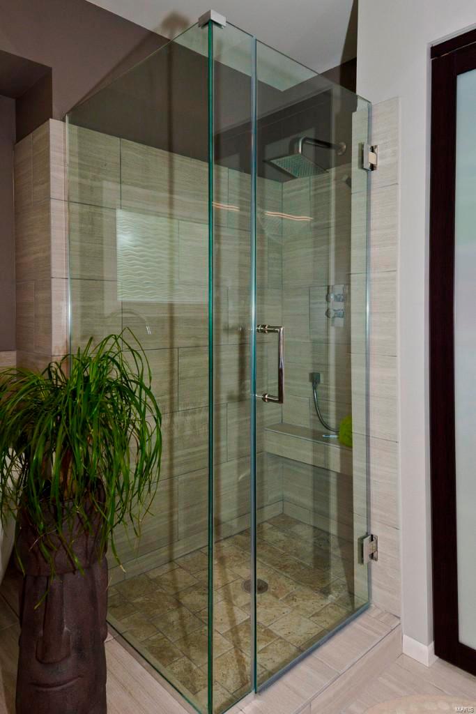14036 Ladue Road Chesterfield, MO 63017 - Photo 23 of 36 Gallery Image 23
