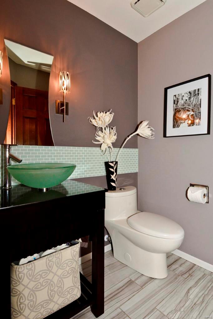 14036 Ladue Road Chesterfield, MO 63017 - Photo 33 of 36 Gallery Image 33