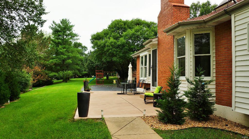 14036 Ladue Road Chesterfield, MO 63017 - Photo 34 of 36 Gallery Image 34