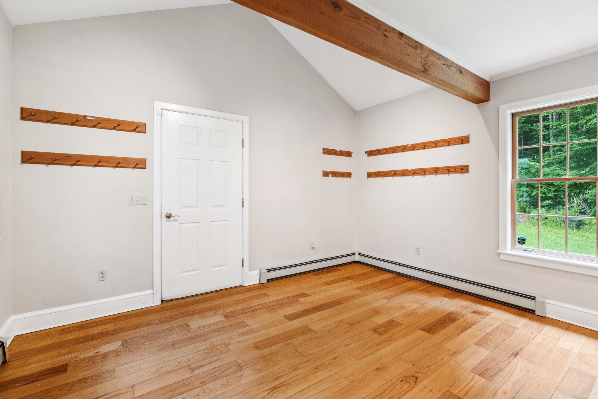 1528 Beaver Meadow Road Norwich, VT 05055 - Photo 18 of 40