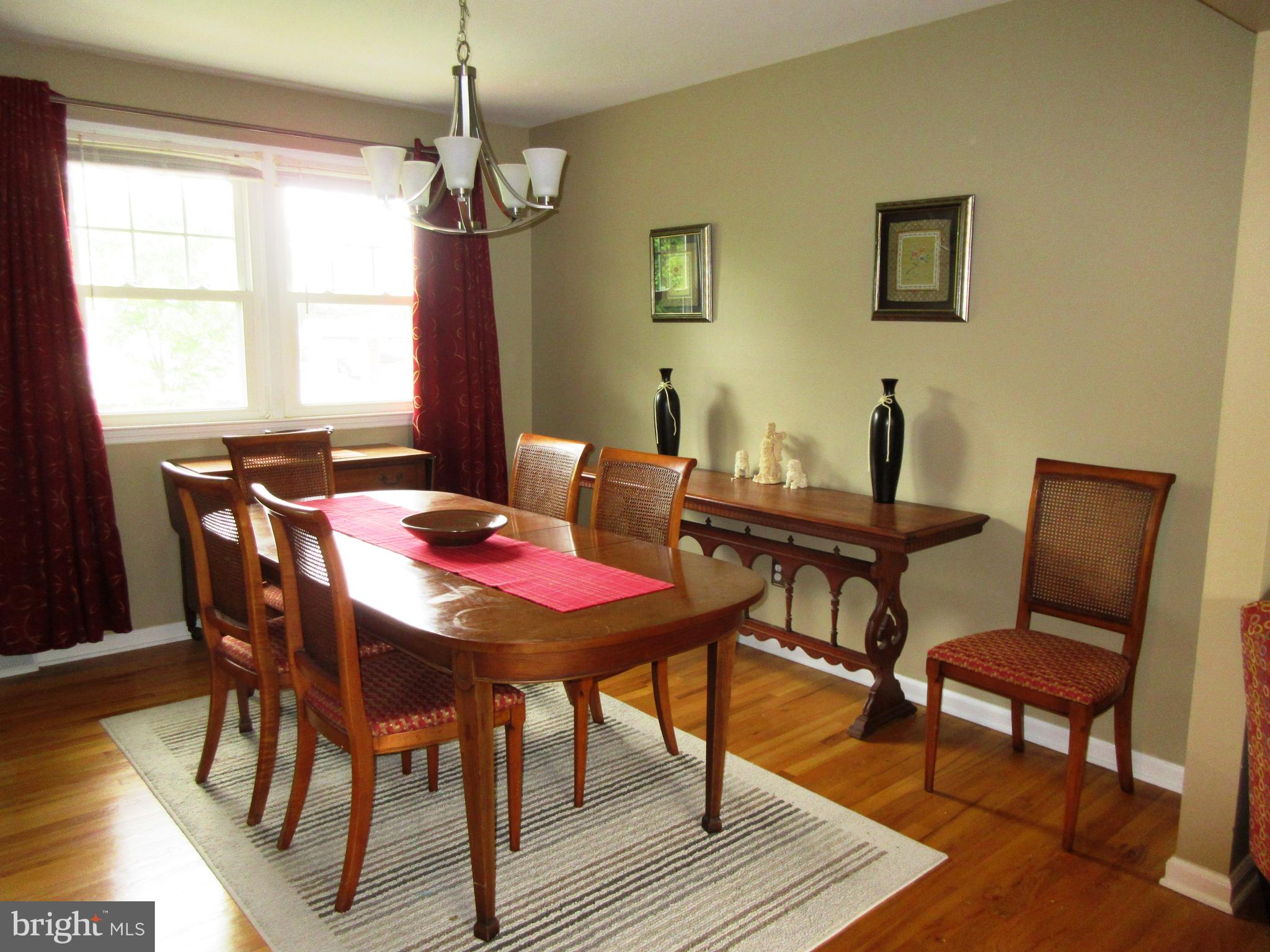 13 Cook Road Newark, DE 19711 - Photo 11 of 24 Nice Size Dining Room-Hardwoods-Chandelier