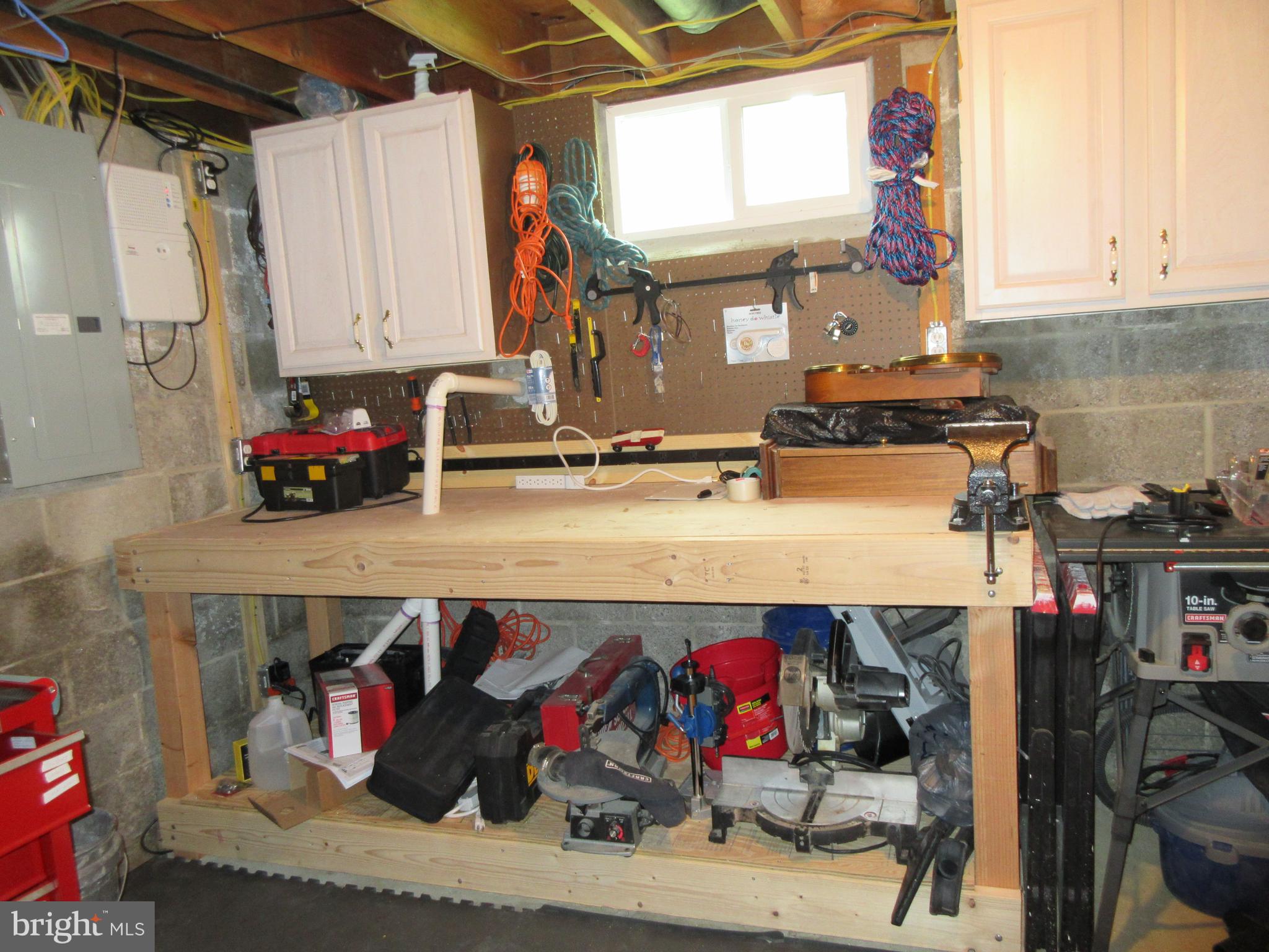 13 Cook Road Newark, DE 19711 - Photo 21 of 24 New Workbench for new Owners-Tools Go W Seller