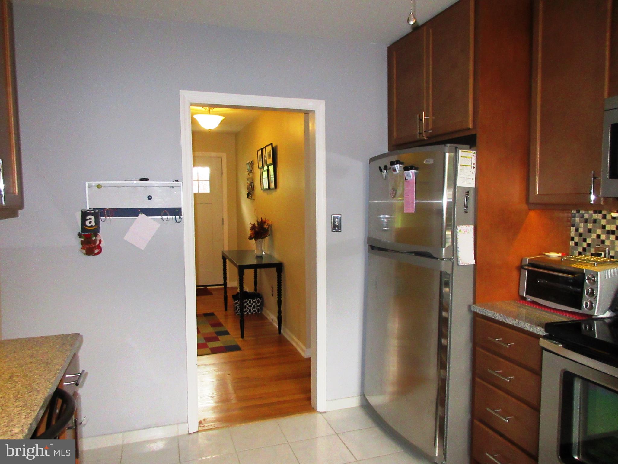 13 Cook Road Newark, DE 19711 - Photo 6 of 24 View from Kitchen to Hallway Entrance