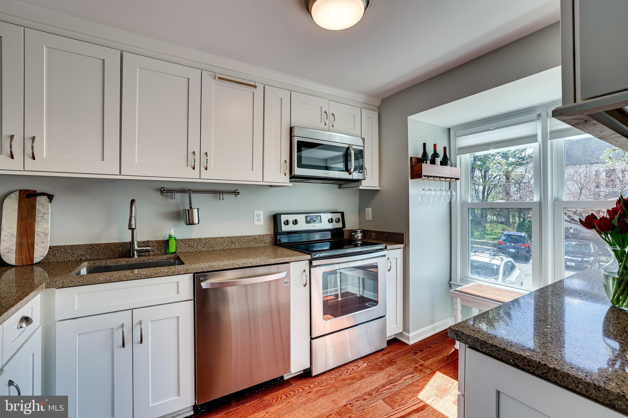 11954 Hollowwind Court Reston, VA 20194 - Photo 12 of 56