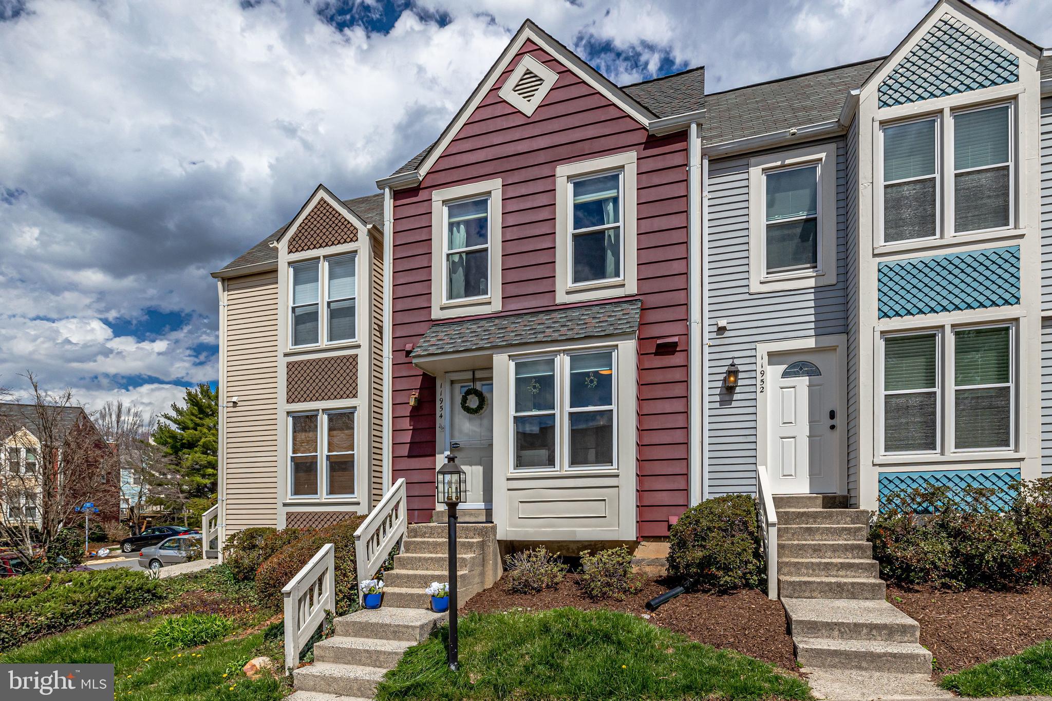 11954 Hollowwind Court Reston, VA 20194 - Photo 5 of 56