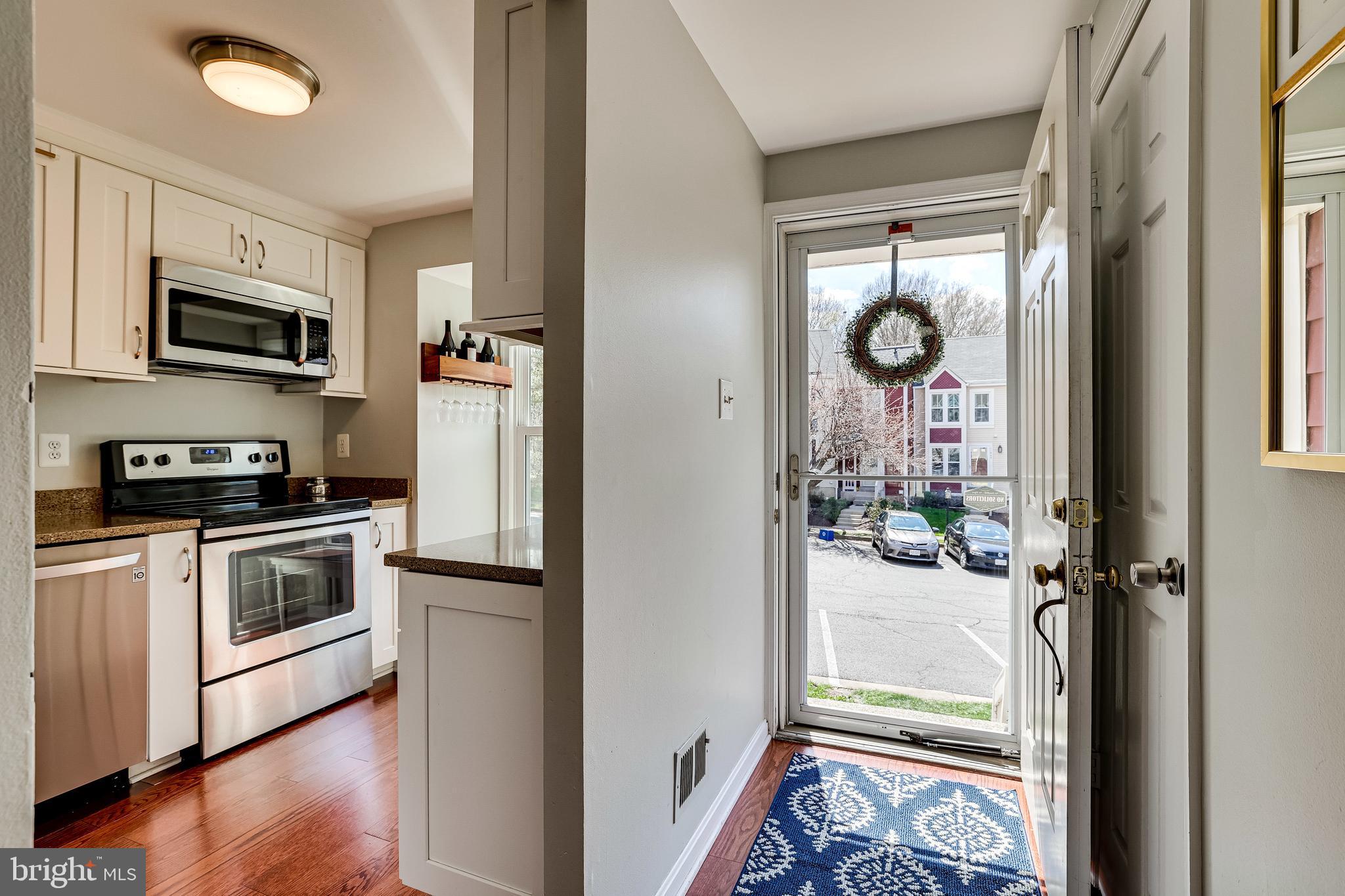 11954 Hollowwind Court Reston, VA 20194 - Photo 8 of 56