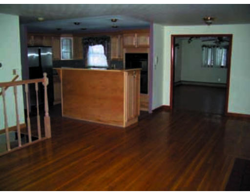 7 Janet Road Randolph, MA 02368 - Photo 2 of 5 Gallery Image 2