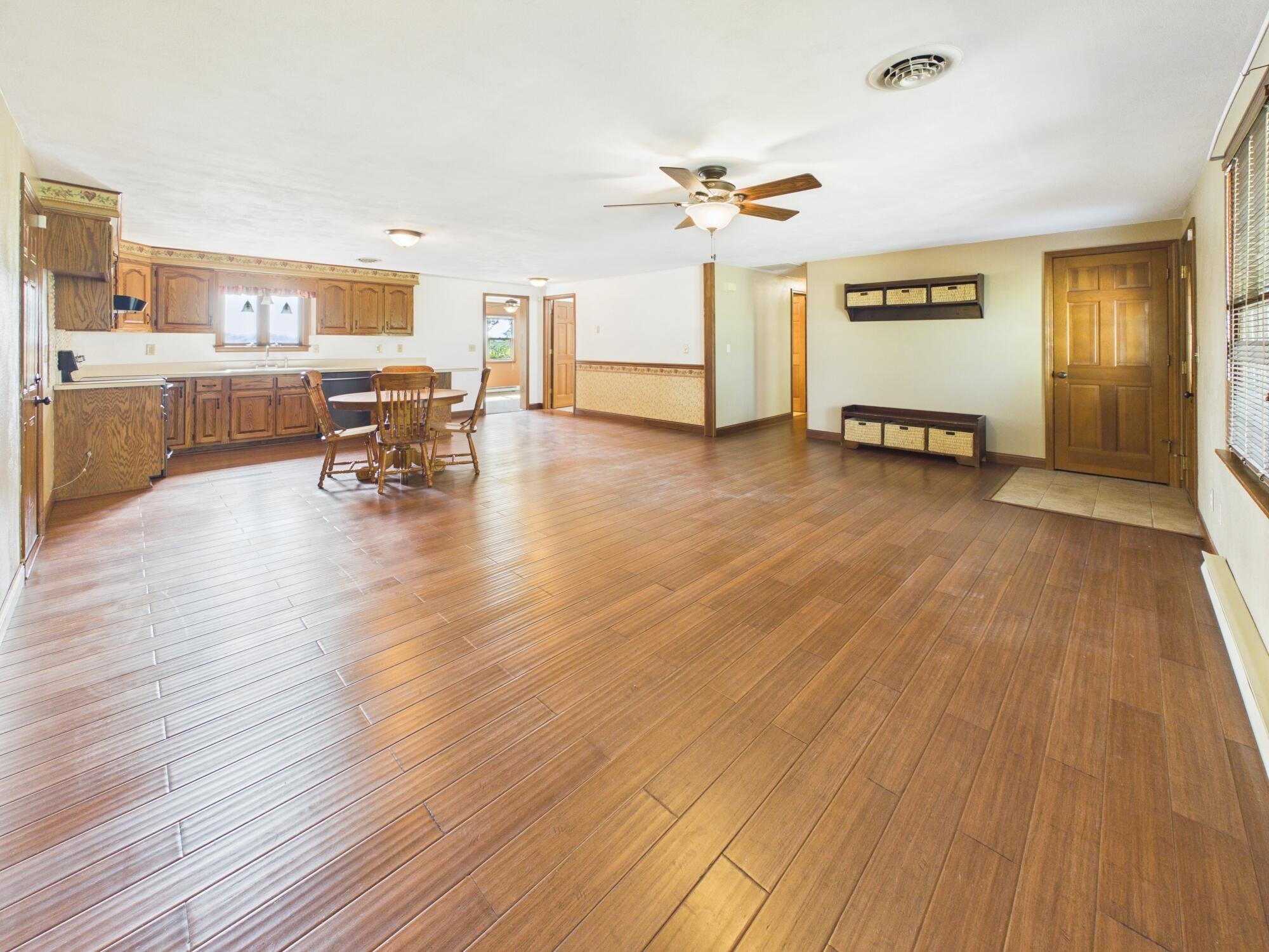 2357 Gordon-Landis Road Arcanum, OH 45304 - Photo 8 of 36 12-Great Room (2)