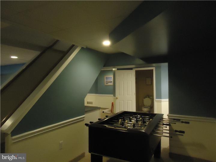9630 Pine Road Philadelphia, PA 19115 - Photo 14 of 17 Basement - Finished