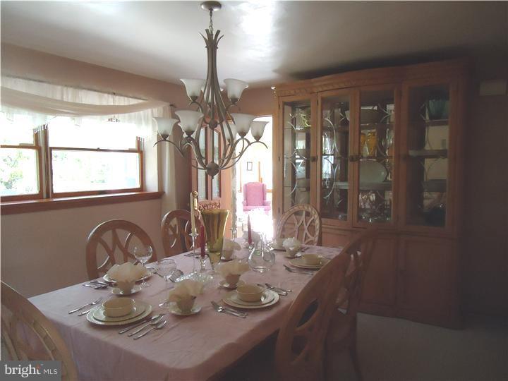 9630 Pine Road Philadelphia, PA 19115 - Photo 6 of 17 Dining Room