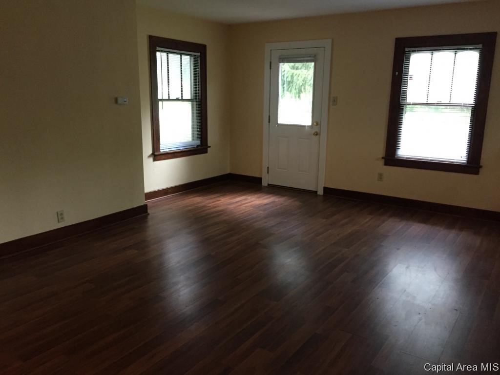 3705 Sangamo Heights Road Springfield, IL 62702 - Photo 6 of 19