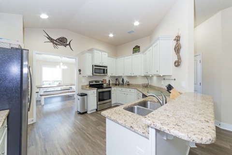 27973 Rileywood Drive Daphne, AL 36526 - Photo 13 of 20 kitchen
